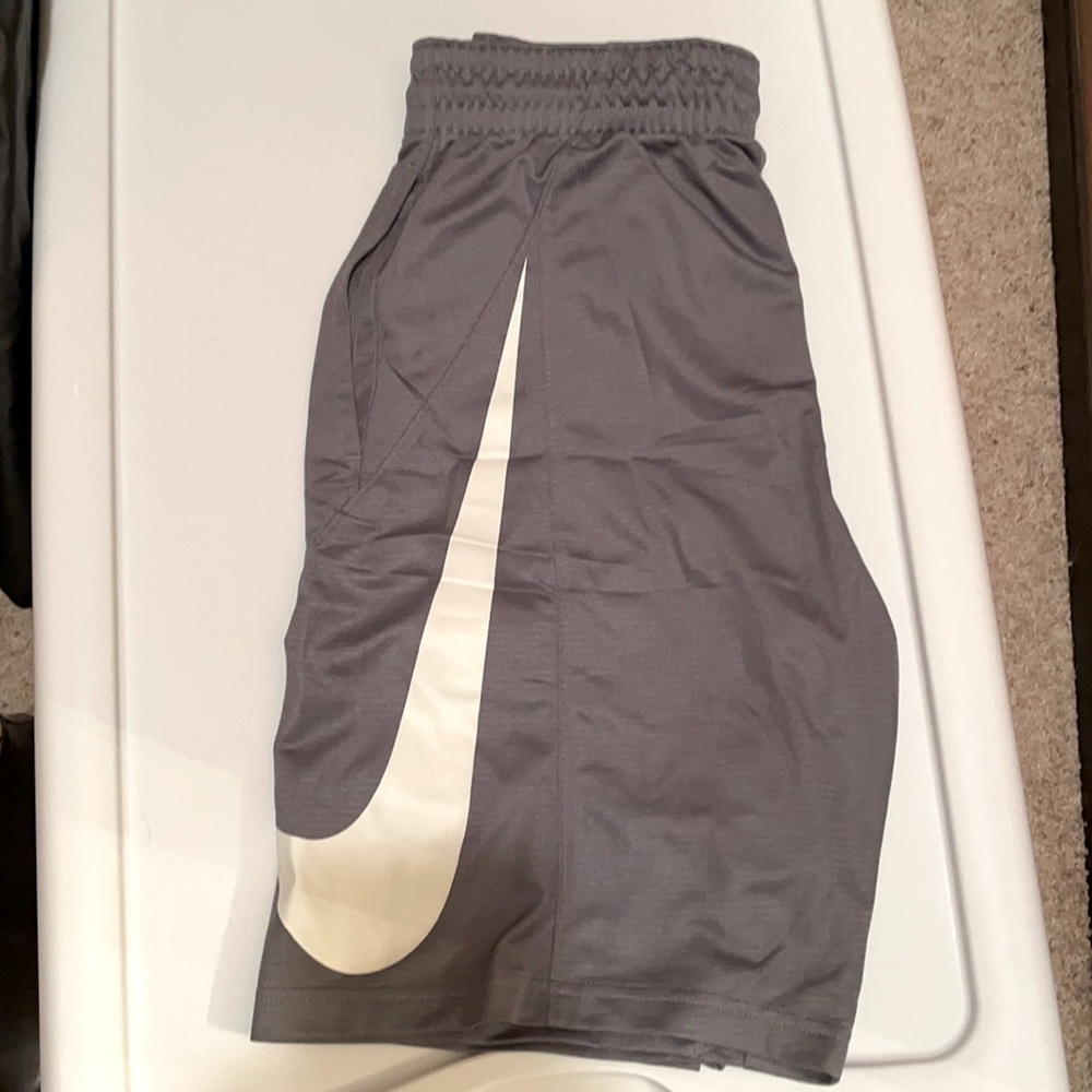 Nike drifit basketball shorts